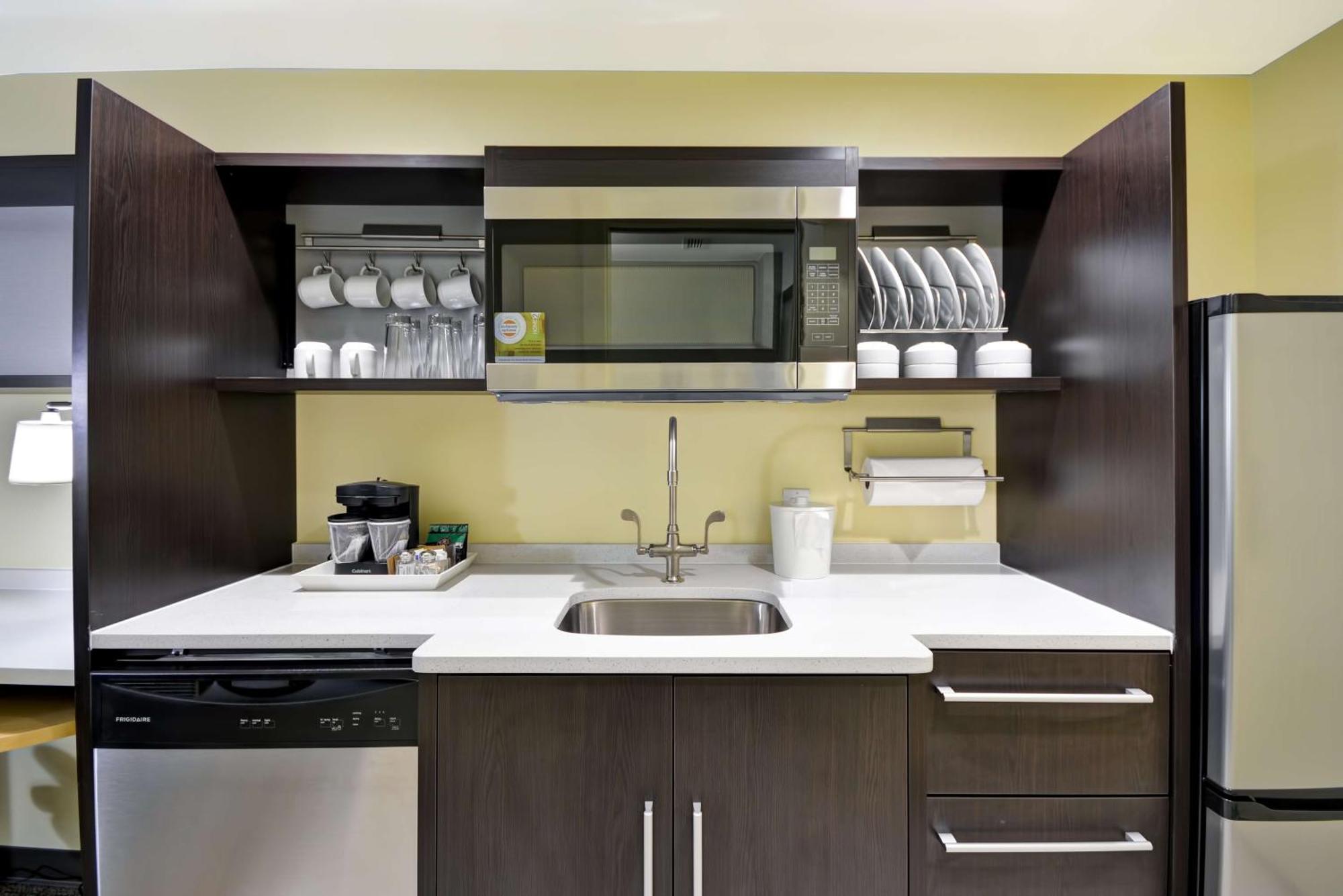 Home2 Suites By Hilton Maumee Toledo Экстерьер фото